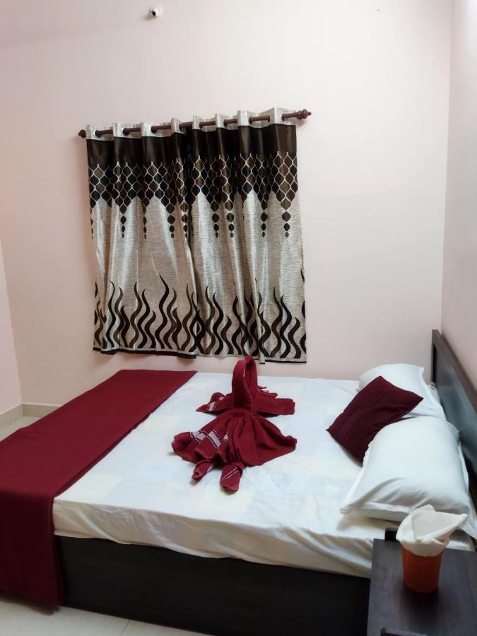 Aashritha Wedding Stay Tiruchirappalli Εξωτερικό φωτογραφία